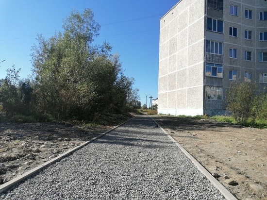 В поселке Титан отремонтируют все дворы