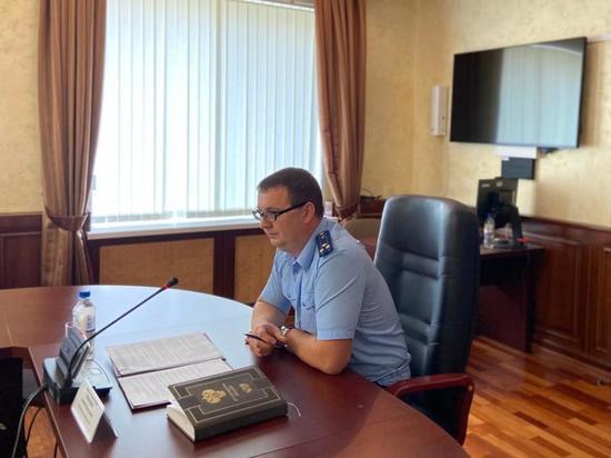 В Орле прокуратура заставила чиновников найти деньги на ремонт школы