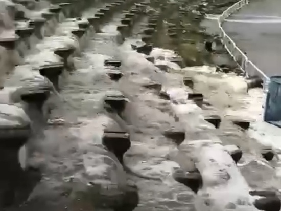 Нижегородский стадион &#34;Водник&#34; затопило после дождя