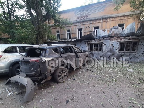 Утром ВСУ обстреляли центр Донецка