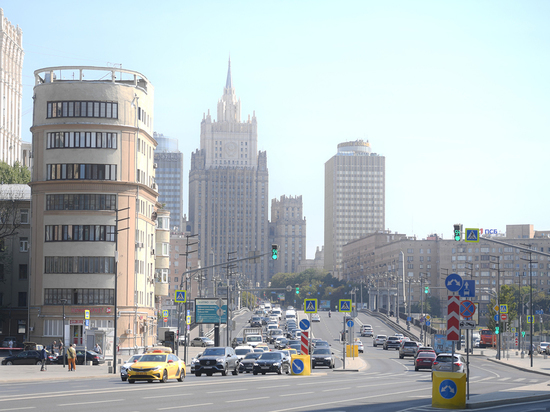 Москва третий день бьет рекорды жары