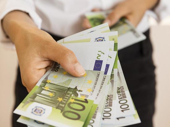 Германия: 1000 евро пенсионерам и малообеспеченным?