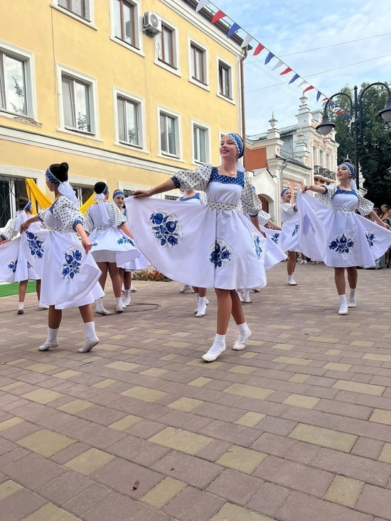 В Смоленске прошел очередной «АРТ-МАЯКовский»