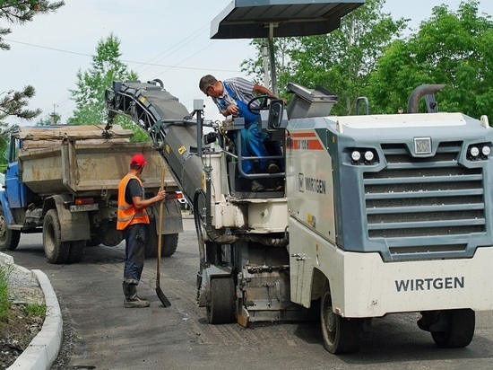 В Хабаровске продолжается ремонт дорог по нацпроекту