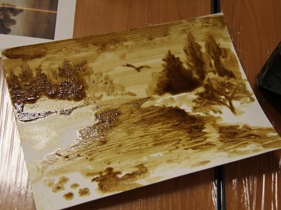 Жители Муравленко учились писать картины нефтью