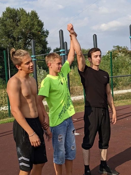 Спортсмены СКФО приняли участие в фестивале уличной гимнастики в Кисловодске