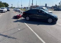 Утром 28 августа в Калининграде произошло двойное ДТП, в котором пострадал водитель мотоцикла Ямаха У2F R6. Об этом сообщили в пресс-службе ГИБДД по Калининградской области.