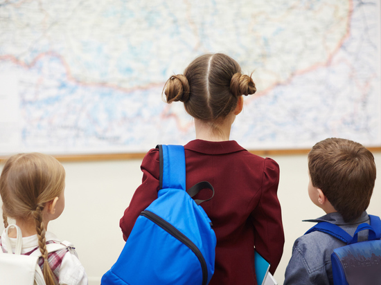 В них будет необходимый набор канцелярии.