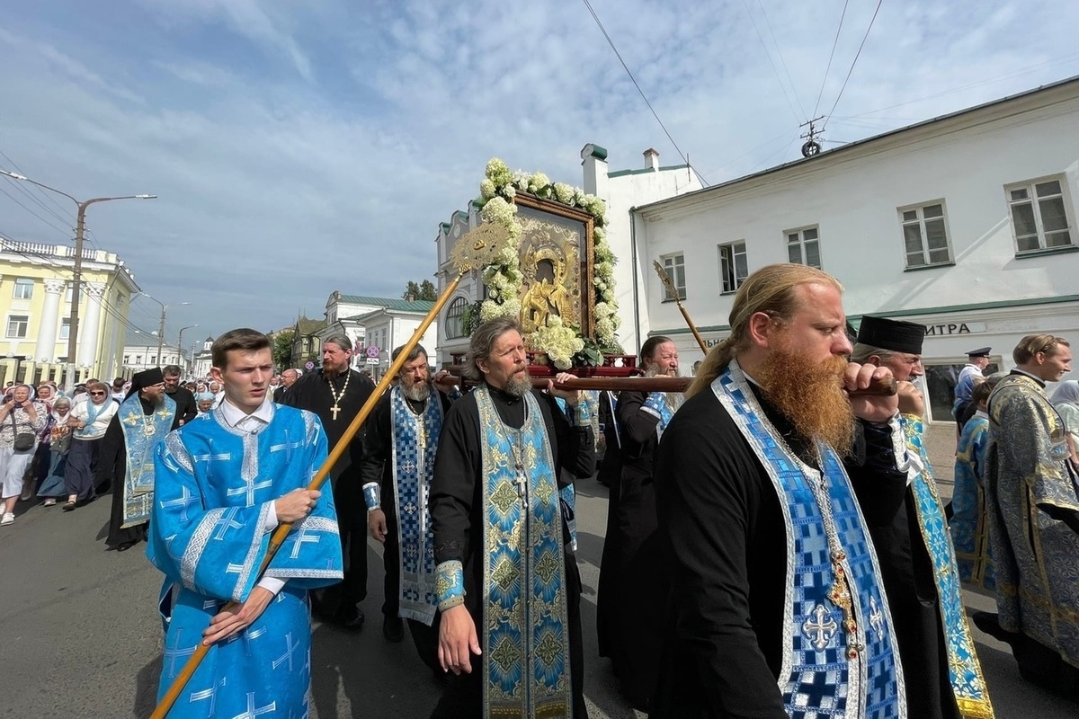 В Костроме проходят торжества, связанные с почитанием Феодоровской иконы Божьей Матери