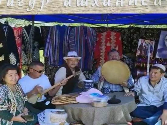 На Иссык-Куле прошел фестиваль кыргызской, уйгурской и дунганской культур