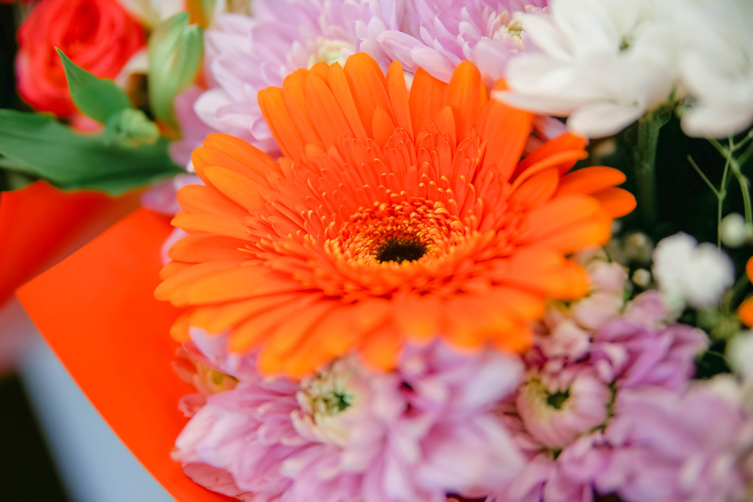 Выбираем букет на 1 сентября в Хабаровске: фото