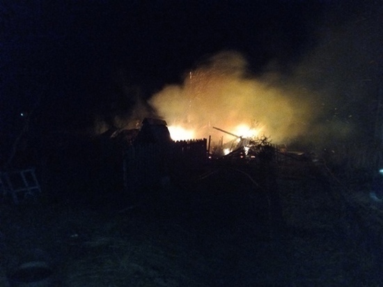 Пенсионер погиб в результате пожара на даче на Вологодчине