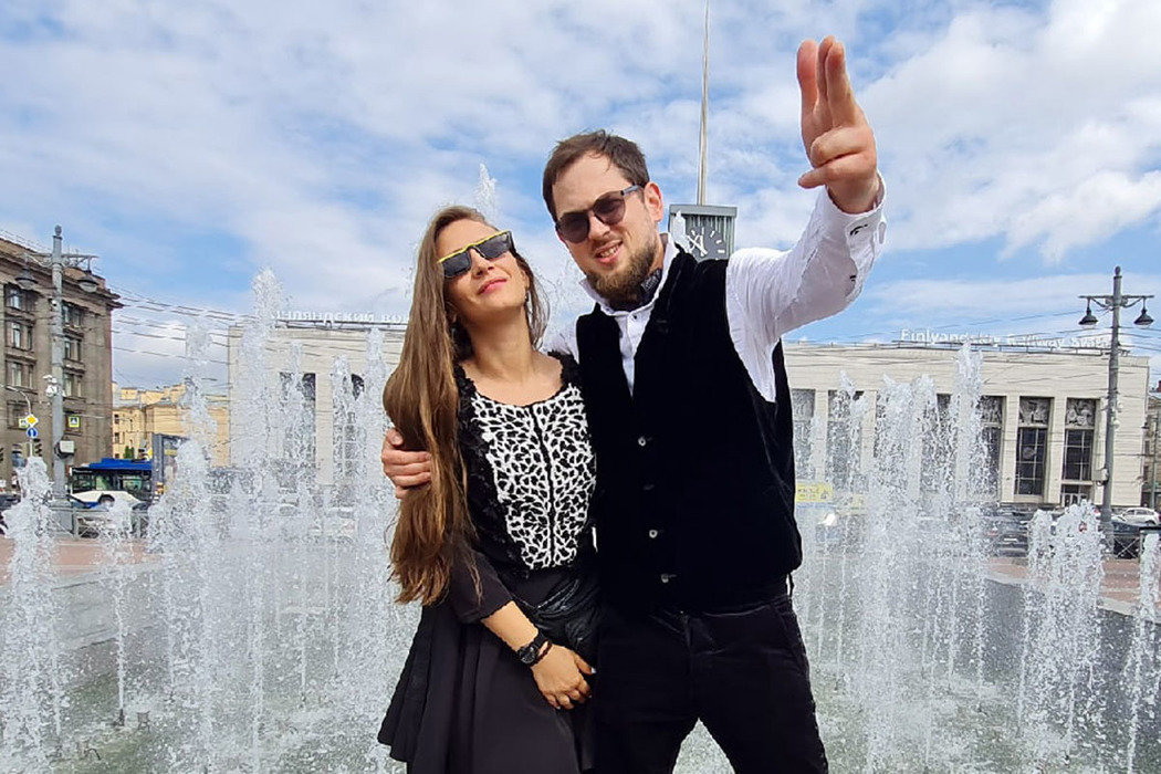 Петербургские Анджелина Джоли и Джонни Депп сыграют свадьбу: фотографии необычной пары