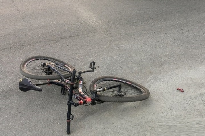 В костромском Галиче автоледи на иномарке сбила 11-летнего велосипедиста