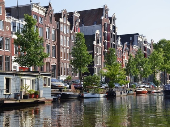 Ряд городов Нидерландов просят временно снять антироссийские санкции