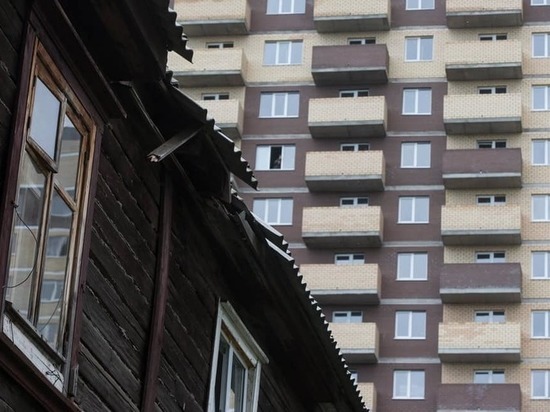 В Орле семья из-за бездействия власти вынуждена жить в аварийном доме