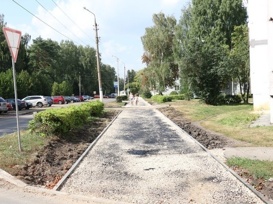 На ремонт тротуаров в Новомосковске затрачено 25 миллионов рублей