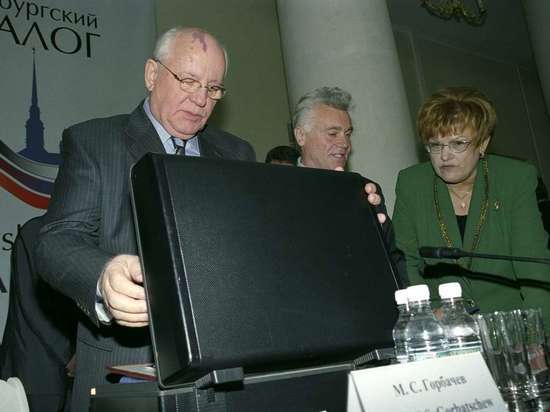 Бывший глава протокола Кремля рассказал о своей работе с Михаилом Горбачевым