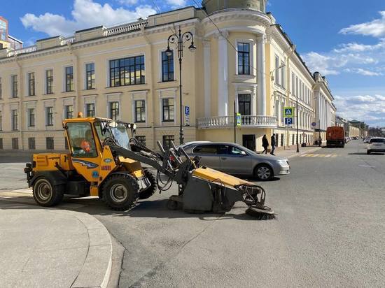Финны запретили продавать оставшуюся на складах в Петербурге уборочную технику