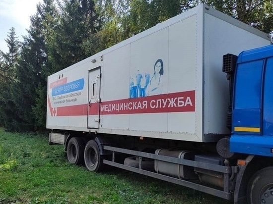 Тамбовские медики обследовали с помощью мобильного диагностического комплекса 25 жителей села Малое Гагарино