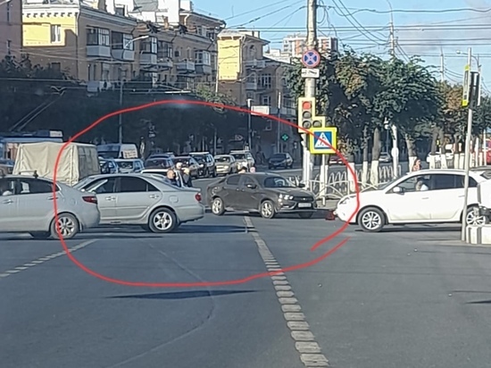 На Первомайском проспекте в Рязани произошло ДТП
