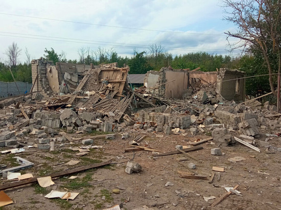 В ДНР показали последствия артудара, унесшего жизни спасателей МЧС