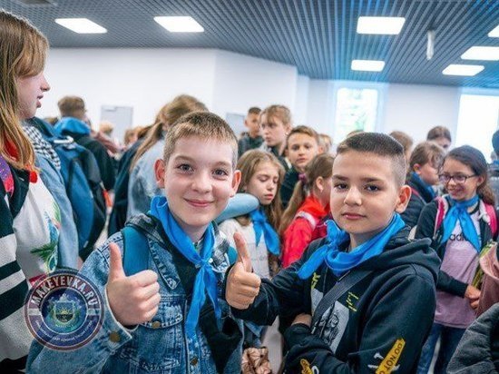Почти две сотни детей из ДНР отправились на отдых в Россию