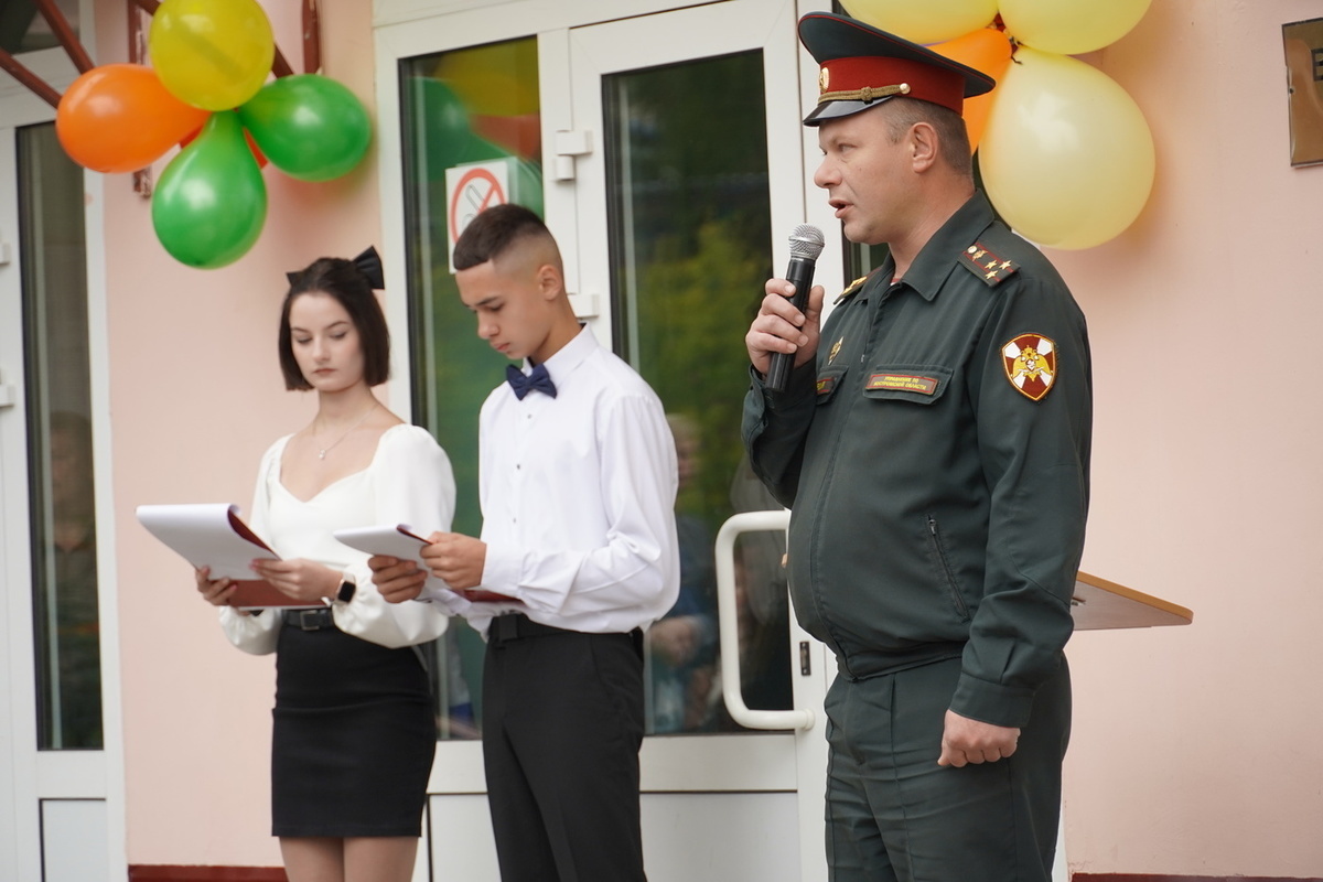 Костромские Росгвардейцы поздравили кадетские классы с Днем знаний