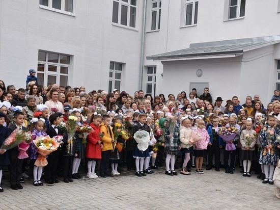Костромские новоселья: на улице Шагова сегодня был открыт новый корпус школы №30