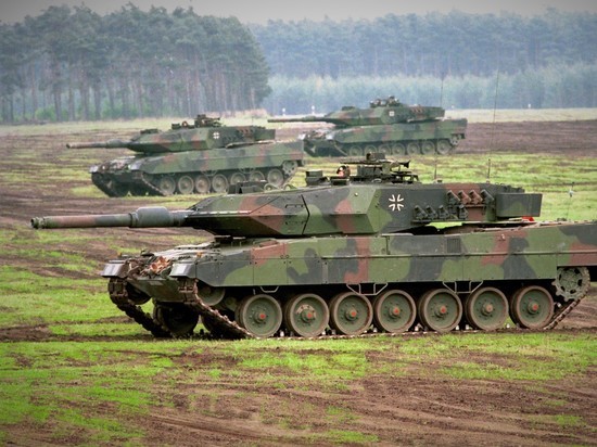 Премьер Украины потребовал от Германии поставок современных танков Leopard 2