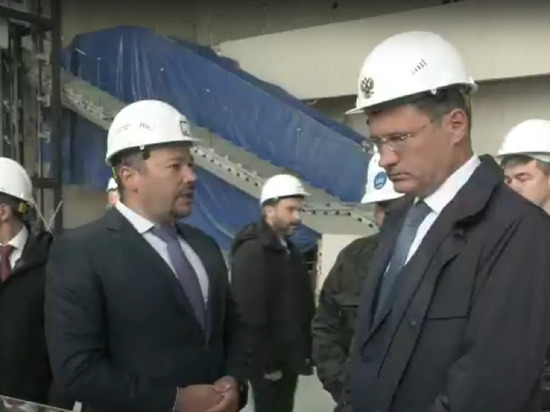 Вице-премьер РФ Новак посетил строящийся аэропорт Нового Уренгоя