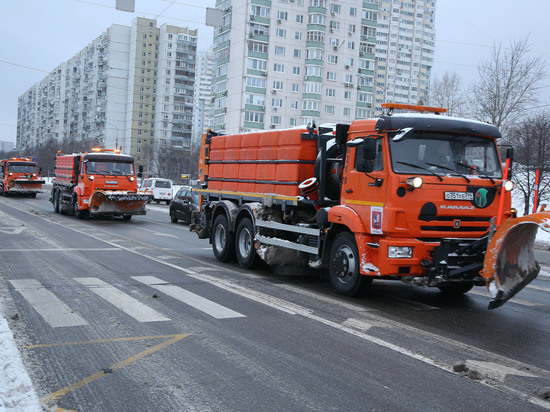 Весь парк столичной коммунальной техники готов к работе в осенне-зимний период