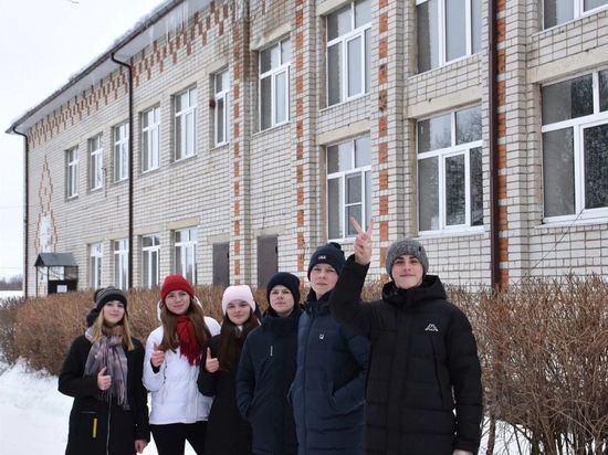 Дизайнерские идеи учеников использовали при ремонте школы в селе Становое Липецкой области