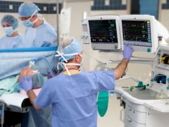 Новый наркозный аппарат установили в Чукотской окружной больнице