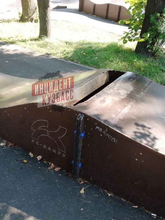 Девочка сломала ногу в кемеровском скейт-парке