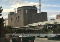 Во время обстрела ВСУ один из снарядов попал в энергоблок Запорожской АЭС