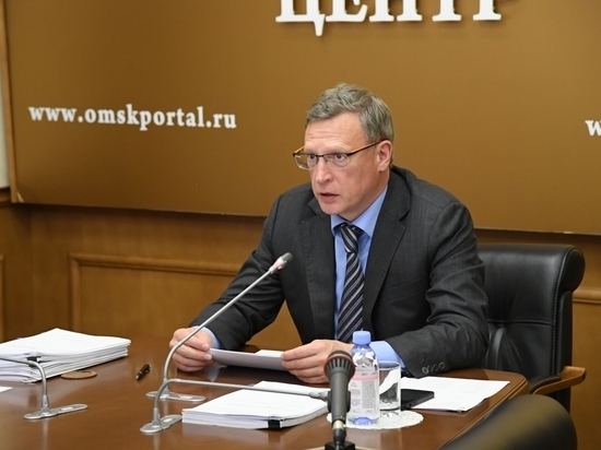 Омский губернатор потребовал кадровых решений в областном Минобре