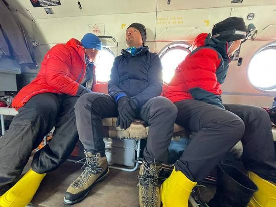 Выжившие участники восхождения на вулкан Ключевской рассказали спасателям, что произошло на высоте 4000 метров с погибшей группой