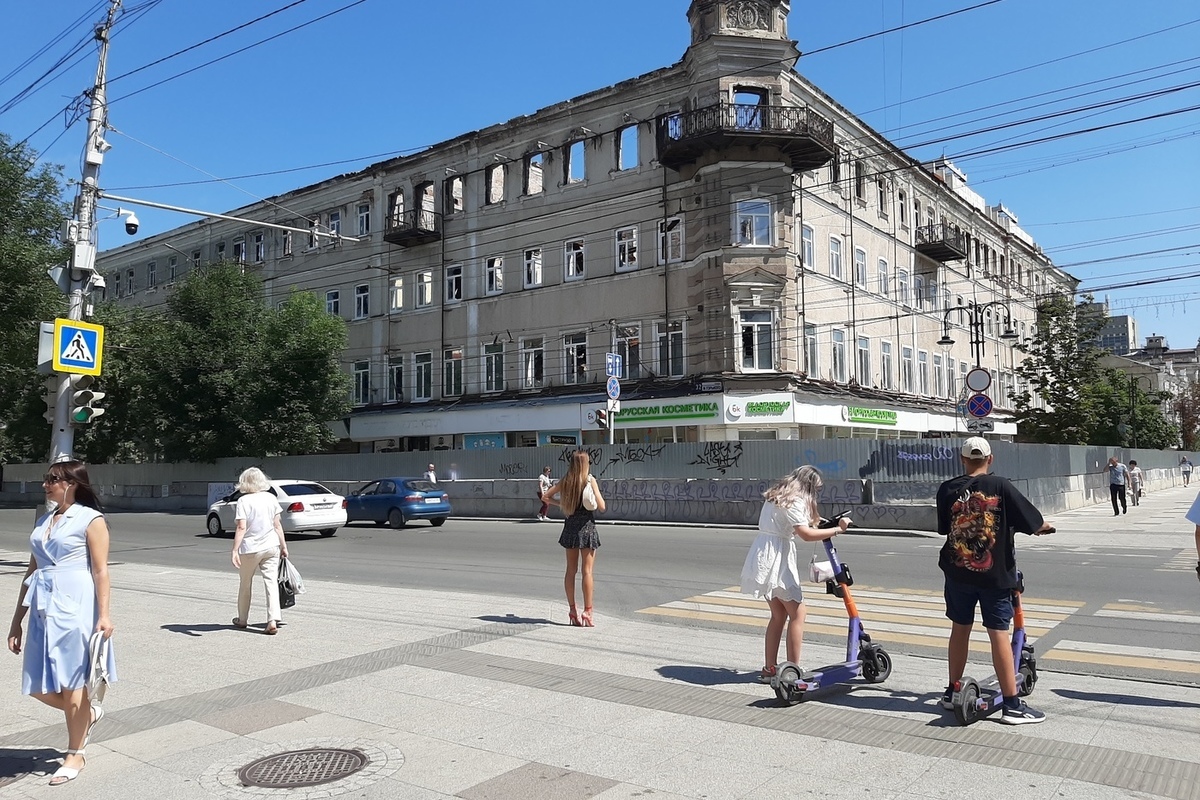 Менее трети. Саратов. Саратов фото. Саратовская. Московский комсомолец фото.