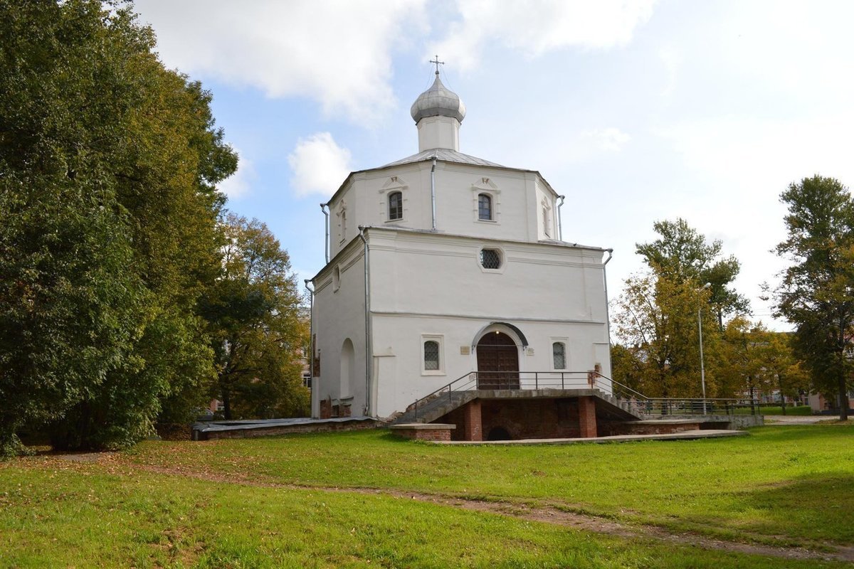 Церковь Симеона Богоприимца в Великом Новгороде