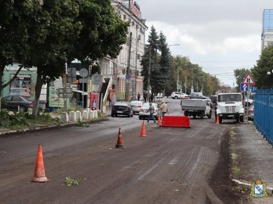 В Курске на улице Сосновской появятся дорожные знаки и перильное ограждение