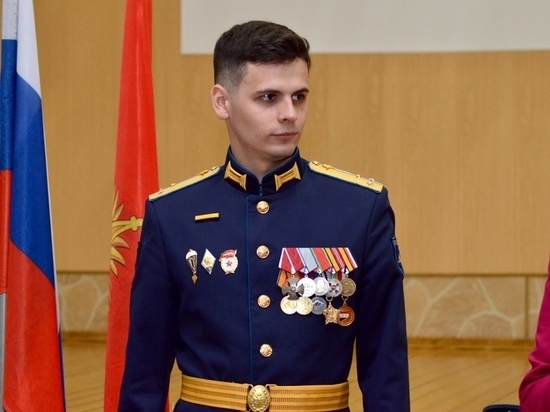 Старший лейтенант Денис Орлов может стать кумиром орловской молодёжи