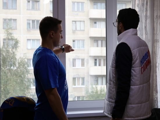 В студенческих общежитиях челябинского вуза устанавливают новые окна