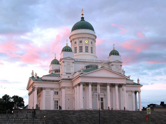 Финляндия не станет ограничивать въезд петербургским туристам
