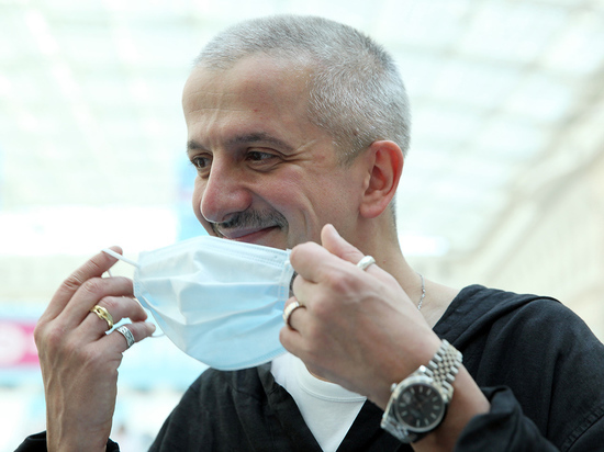 Режиссер Молочников рассказал о позиции Богомолова по спецоперации