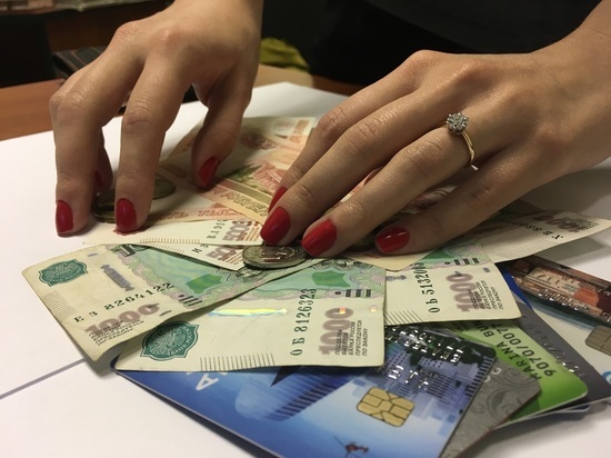 Курс доллара в Хабаровске на 8 сентября перешагнул планку в 60 рублей