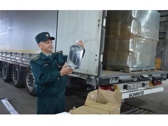 Смоленские таможенники задержали более 16 000 литров этилового спирта