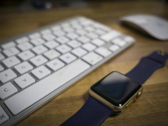 Новые часы Apple Watch Ultra получили батарею на 60 часов работы