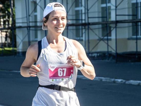 Athlete Oksana Kostamo ran a hundred-kilometer distance from Lukovetsky ...