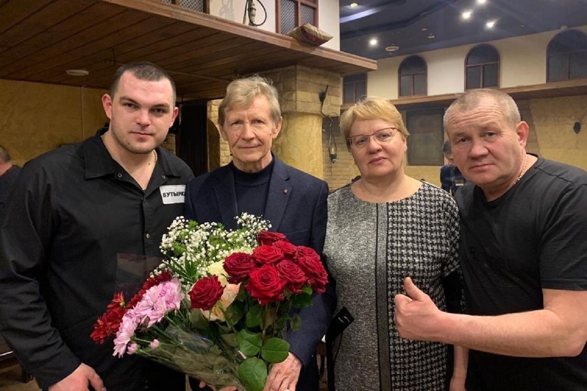 Олег Симонов Бутырка Фото
